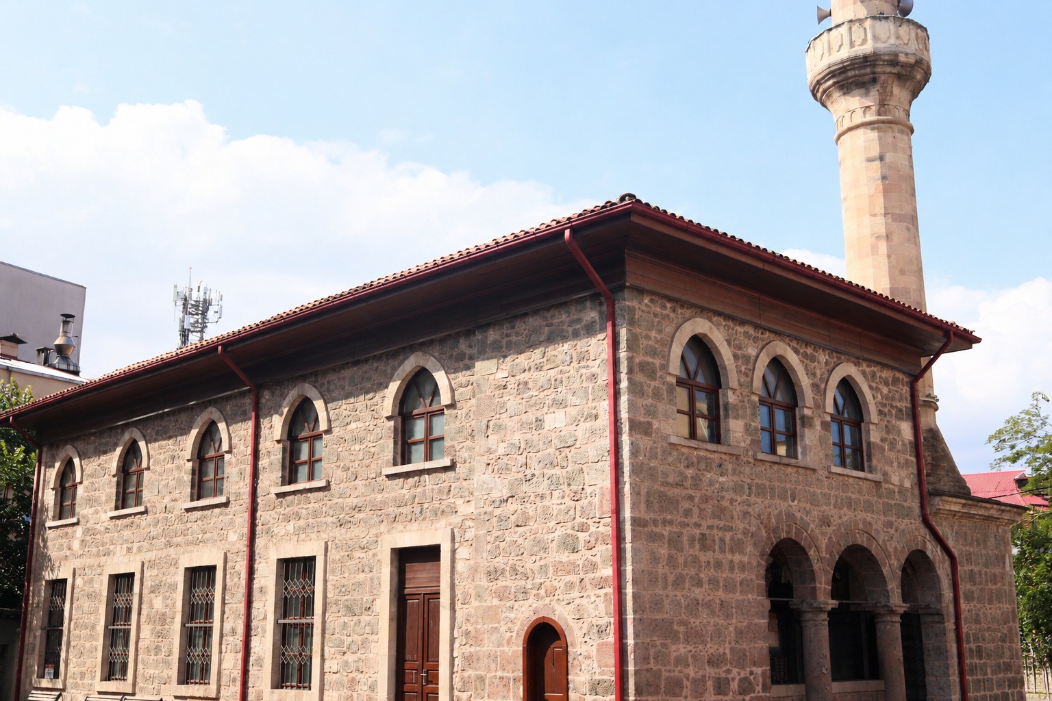 Çınarlar Camii - Mekan kapak görseli