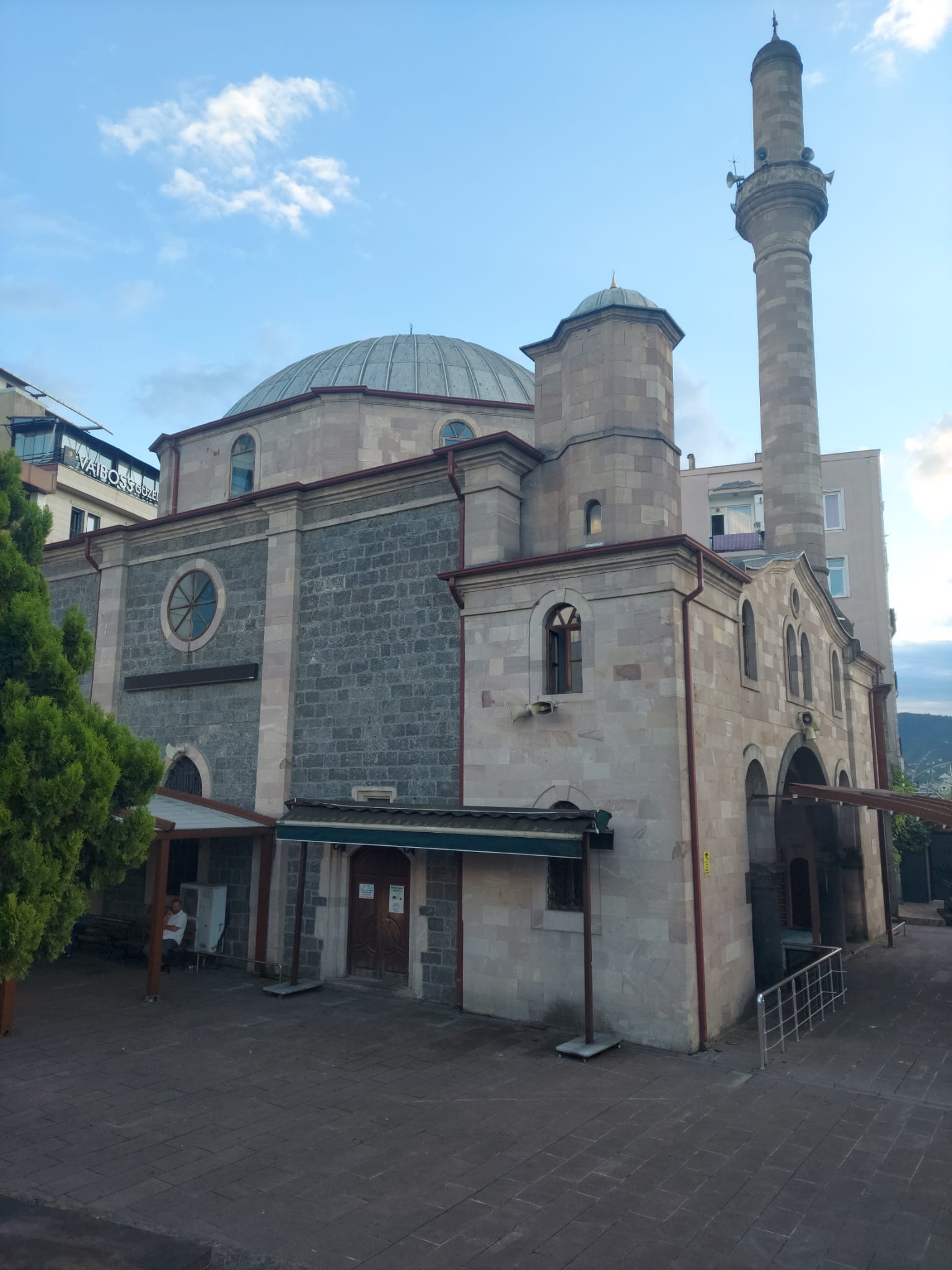 Hacı Miktad Mosque